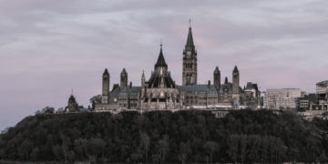 Canadians need to worry more about defence and security: Richard Fadden in the Globe and Mail